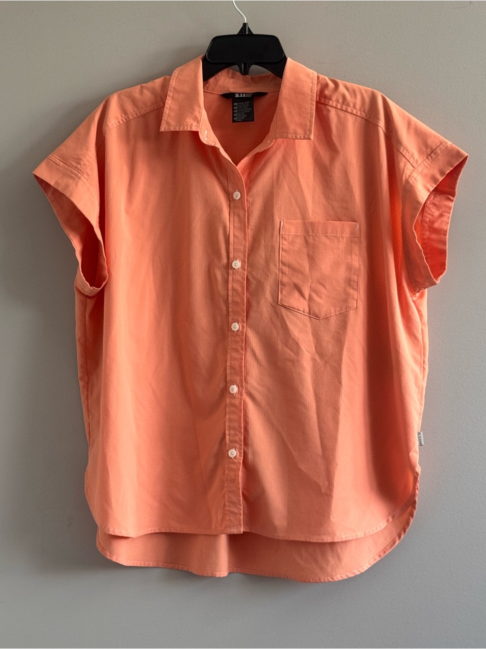5.11 Tactical Women’s XL‎ Button Front Short Sleeve Shirt Peach Hiking